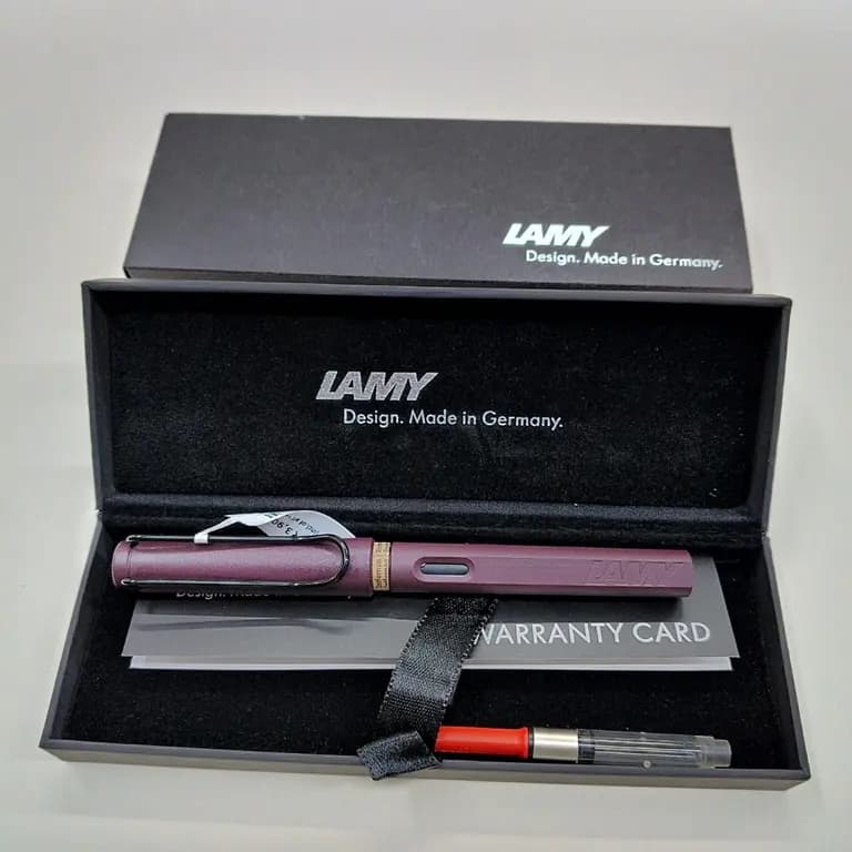 Lamy 0E3 Safari Scarlet Fountain Pen EF