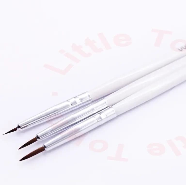Keep smiling (0,00,000)size Artist liner Brush